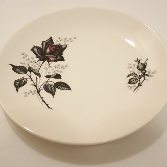 SOLD - Set of 4 Vinatge Black Velvet Ridgway Staffordshire Black Rose Saucer - Picture 1 of 3